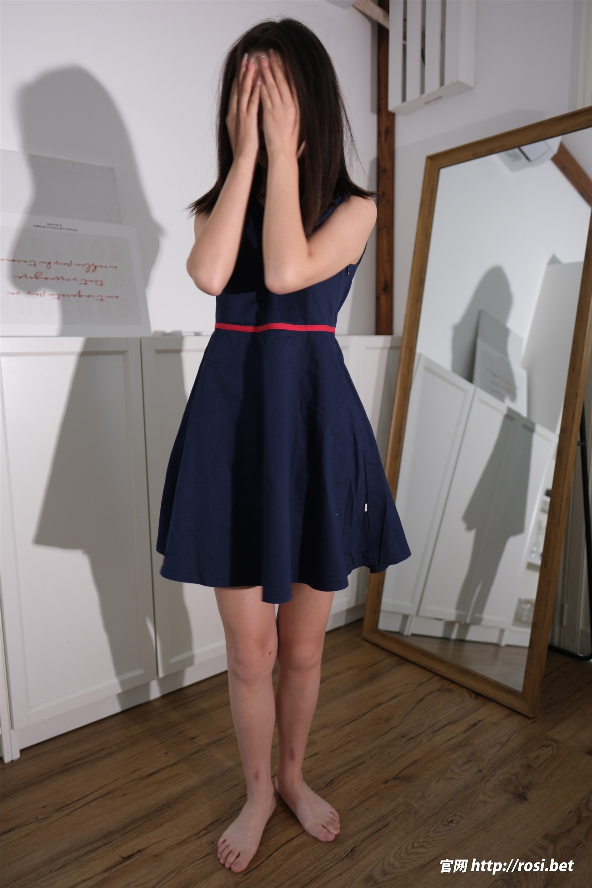 ROSI写真 2025.12.29 NO.5138